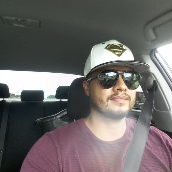 Meet your Posher, Rudy alexis - Picture 1 of 1